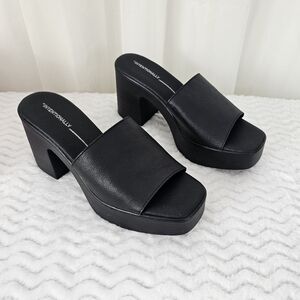 Intentionally Blank Mary Black Chunky Platform Slide Heels Size 36
